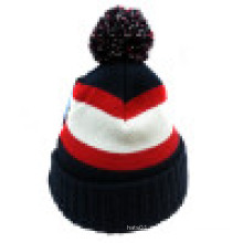 Gorro de punto con POM POM en la parte superior NTD31